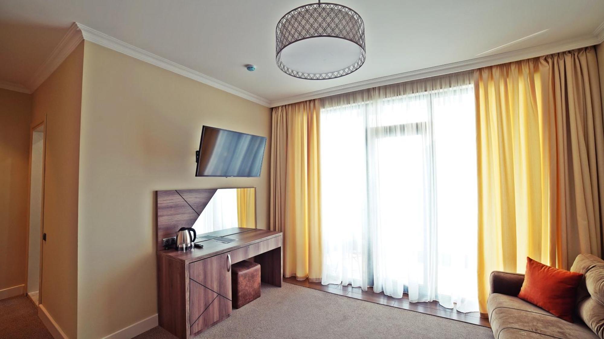 Hotel Montana Kvariati Dış mekan fotoğraf